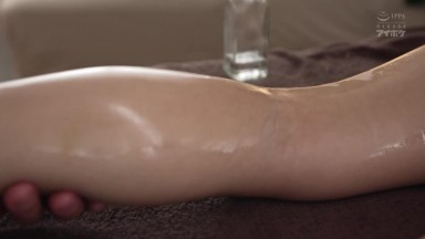IPZZ-364: Kana Momonogi Forever Enslaved by a Masseuse's Huge Cock, Arranged by Her Cuckold Husband