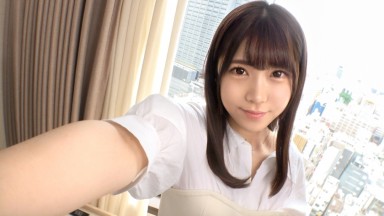 SIRO-4936 Chinese Subtitles: [Idol-Level Beauty x National Treasure-Level Shaved Pussy] Cute, Fair-Skinned 19-Year-Old! Her Virgin Pussy and Breasts are Incredibly Tight...! The Curve from Her Pussy to Her Waist is a Masterpiece! Online AV Application → A