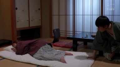 IPZZ-385: Yume Nishimiya - Heartbroken and Traveling Solo, Looking to Heal Heartbreak Through Sex