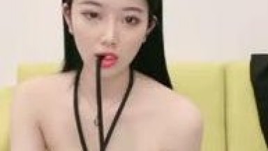 Gorgeous big-breasted streamer twerking at home, spreading her legs on a chair while using a dildo for a seductive solo session