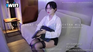 Qiao An Wei Qiaoan Weijoannana: Innocent Office Girl Gets Rough Sex from a Large-Dick! Huge Cock About to Penetrate Her Tight Pussy Taiwan Homemade AV