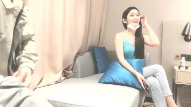 Wenxuan Explorer: High-value, elegant, slender girl returns for more. Includes mutual touching, prying, oral sex, cowgirl, leg lifts and vigorous fucking. Explorer self-shoot.