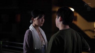 ROE-294 [Self-Pickup] He once told me, "Promise me a date when you're older," now he's my daughter's fiancé: Touko Yoshinaga