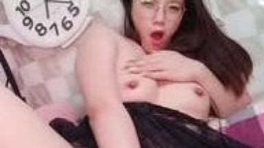 My fuck buddy is bored, so we're using toys to spice things up. Lots of cum and intense expressions as my fat fuck buddy uses a dildo.