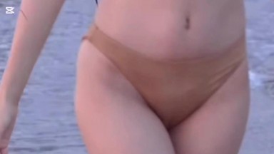 Habin Bikini: Showing off a great body on the beach