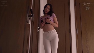 DASS-587 [Uncensored] Kana Morisawa and her son are trapped in a room and can only escape after 10 ejaculations.