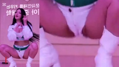 +Laysha Goeun Performs Hey Mama and New Thang