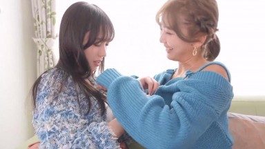 START-276: SODstar presents a lesbian scene featuring two top AV actresses, Yotsuba Kominato and Riko Hoshino, in their first collaboration, involving double penetration and cumshot.