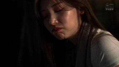 IPZZ-503 [Pickup Requisition] Sweaty sex at the end of summer. I couldn't resist my lust for my married cousin's defenseless eroticism. Akari Tsumugi